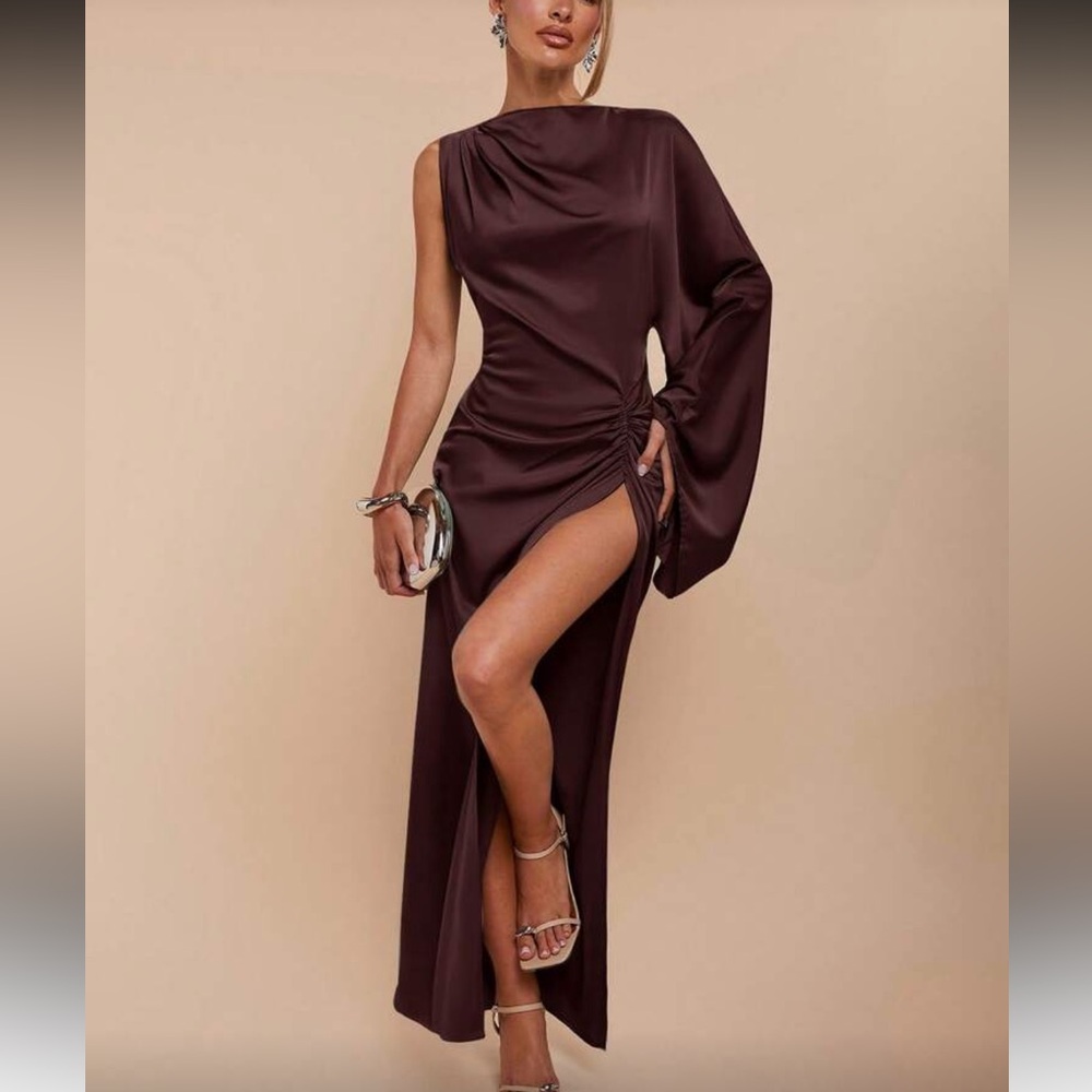 Elegant Brown One Shoulder Slit Thigh  Evening Gown - Picture 5 of 7